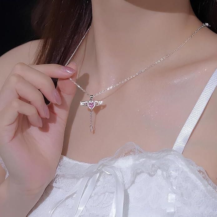 ✨ Silver Angel Wings Heart Pendant Chain for Women – Elegant Premium Necklace
